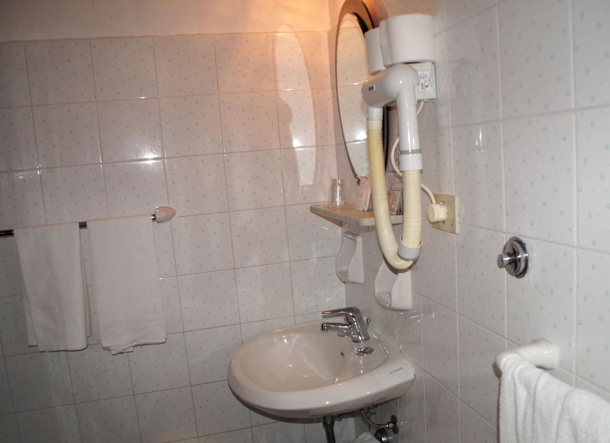 איסקיה Hotel Don Pedro מראה חיצוני תמונה