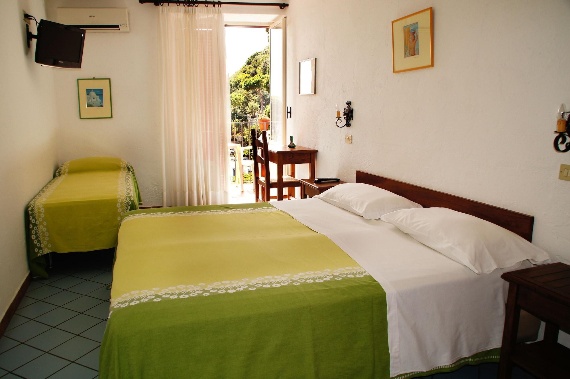 איסקיה Hotel Don Pedro מראה חיצוני תמונה