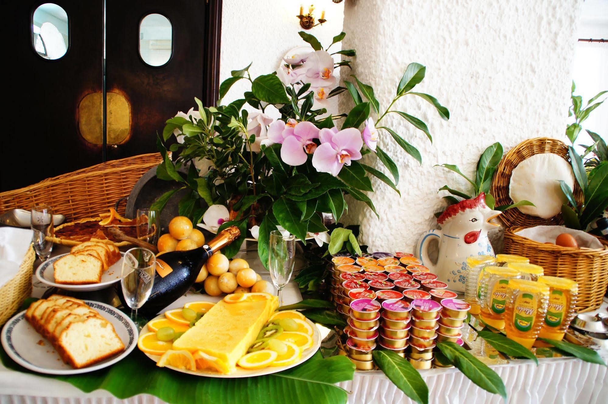 איסקיה Hotel Don Pedro מראה חיצוני תמונה